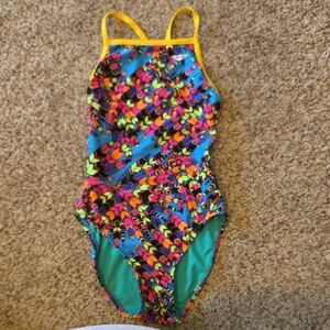 FINIS Women's training Swim Suit Colorful  Size 6/32